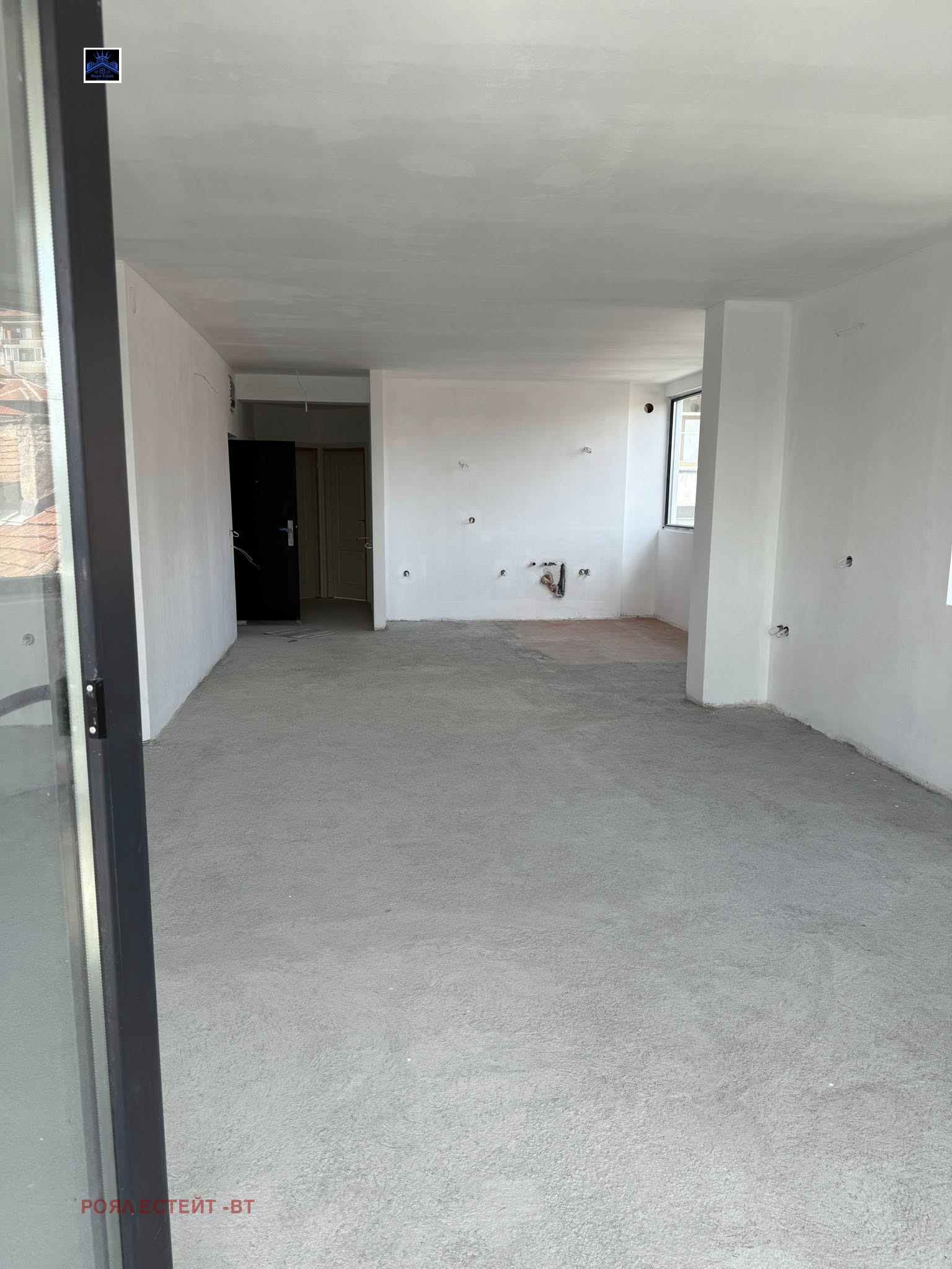 Продава 4-СТАЕН, гр. Велико Търново, Център, снимка 3 - Апартаменти - 56207498