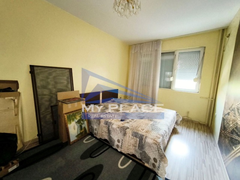 De vânzare  1 dormitor Șumen , Traciia , 58 mp | 18015019 - imagine [2]
