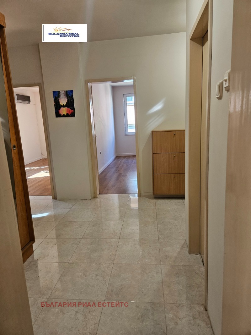 À vendre  2 chambres Sofia , Oborichte , 125 m² | 57833882
