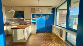 3 кімнатна Лозенец, София