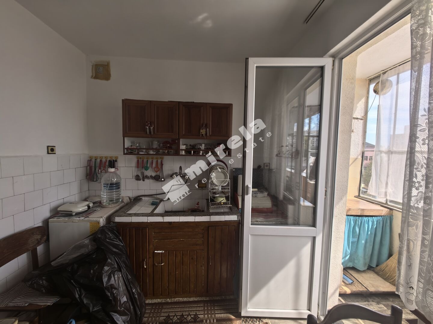 Продава 2-СТАЕН, гр. Ямбол, Диана, снимка 5 - Апартаменти - 56159685