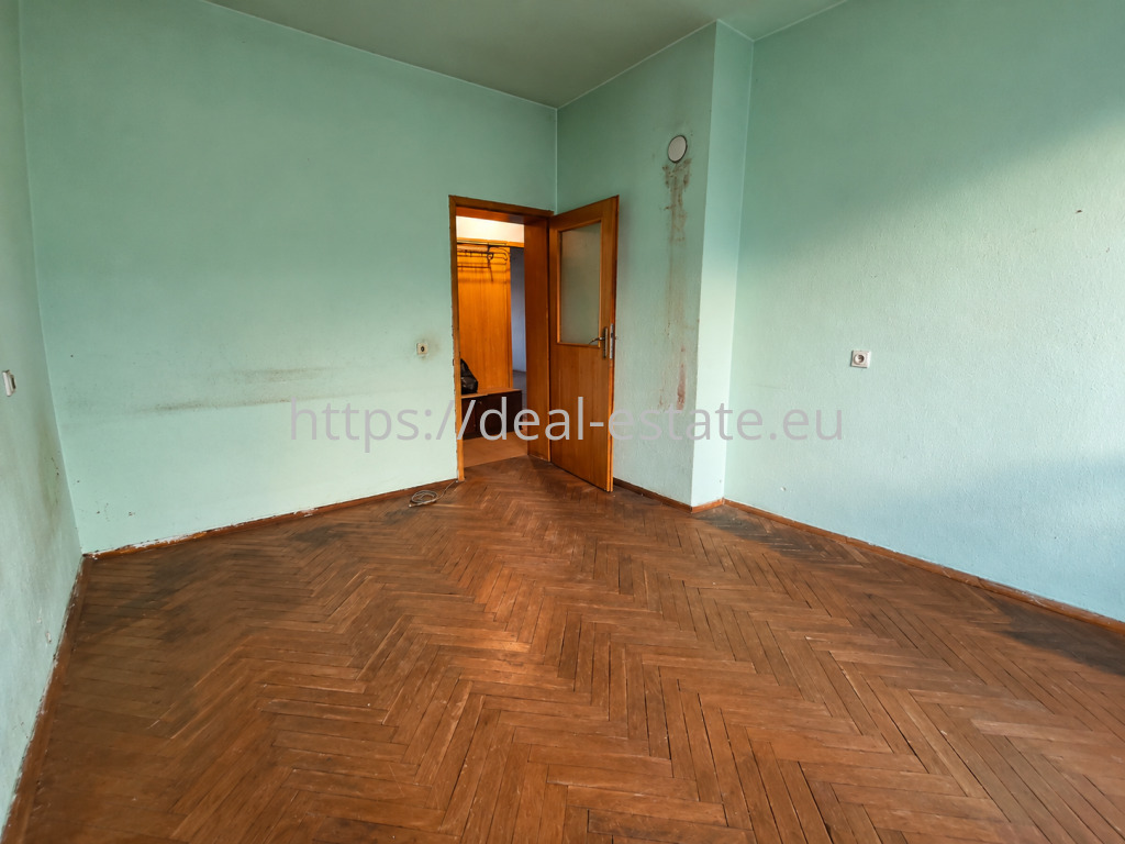 Продава 3-СТАЕН, гр. Благоевград, Идеален център, снимка 2 - Апартаменти - 56743345