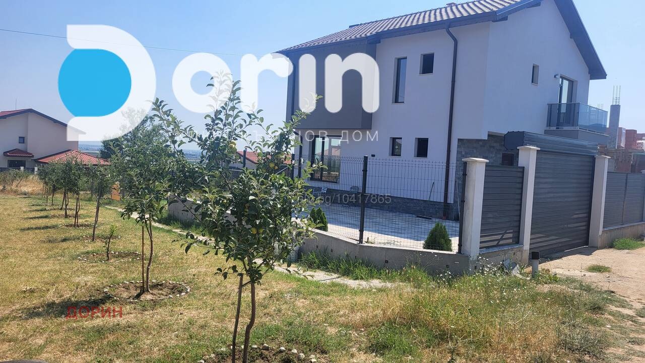 Продава КЪЩА, с. Брестник, област Пловдив