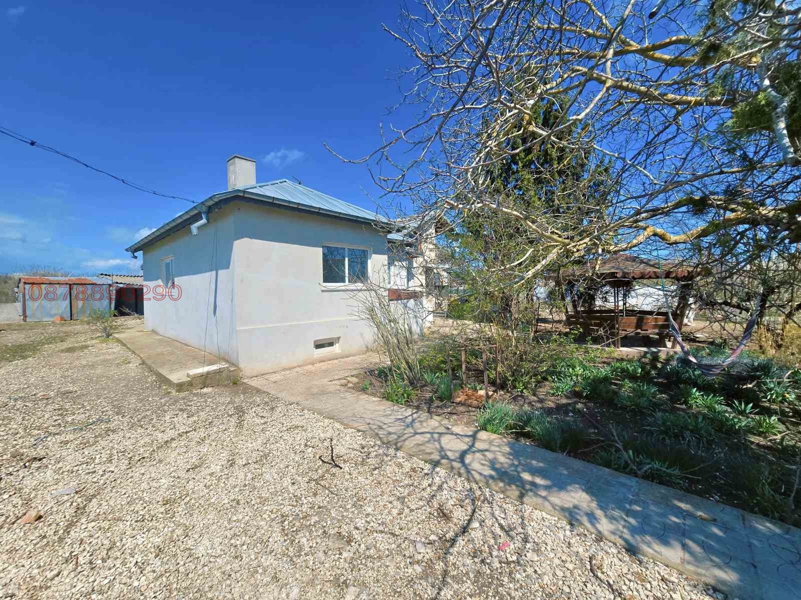 Продава КЪЩА, гр. Каварна, област Добрич, снимка 16 - Къщи - 54031465