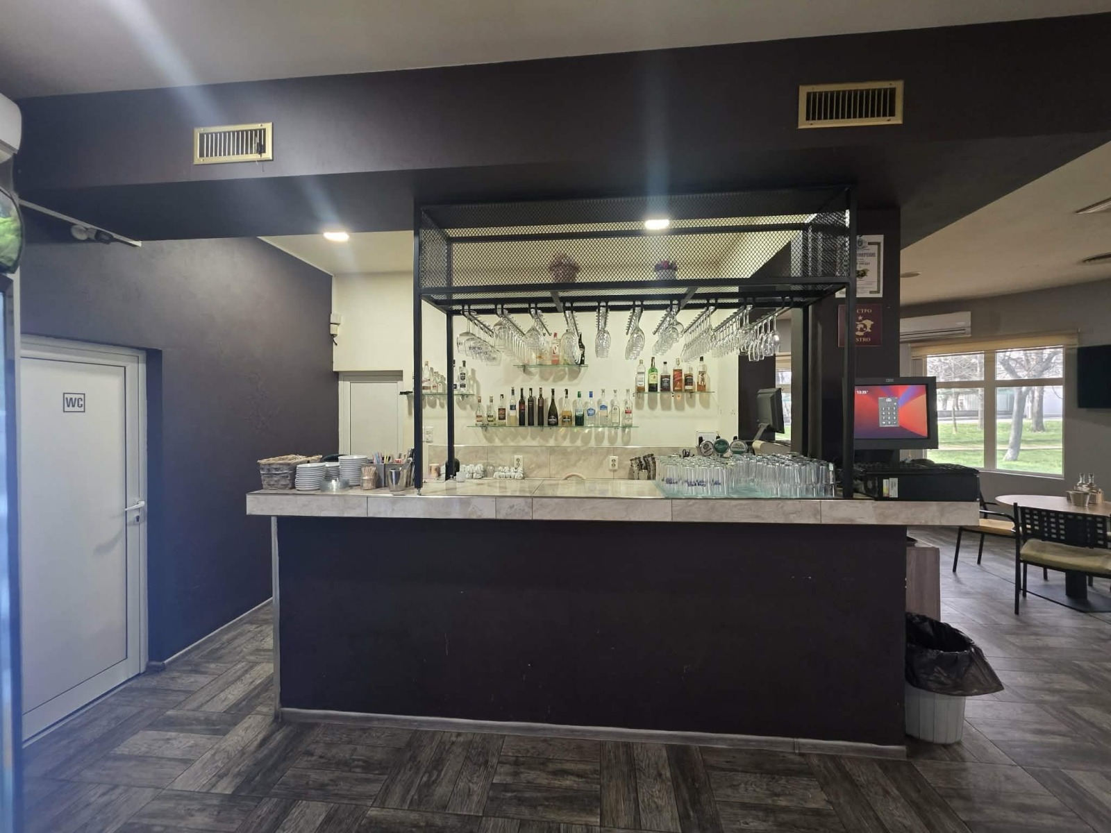 Продава ЗАВЕДЕНИЕ, гр. Хасково, Любен Каравелов, снимка 4 - Заведения - 54042553