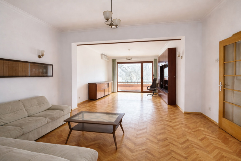 Продава 3-СТАЕН в град София, Център - 110 кв.м / 780 000 € » 1 525 547.40 лв., АЙ ДИ ПРОПЪРТИС