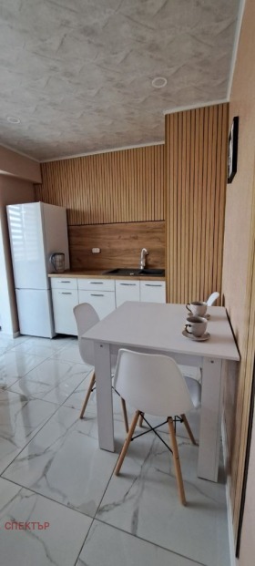 2 yatak odası Iztok, Pernik