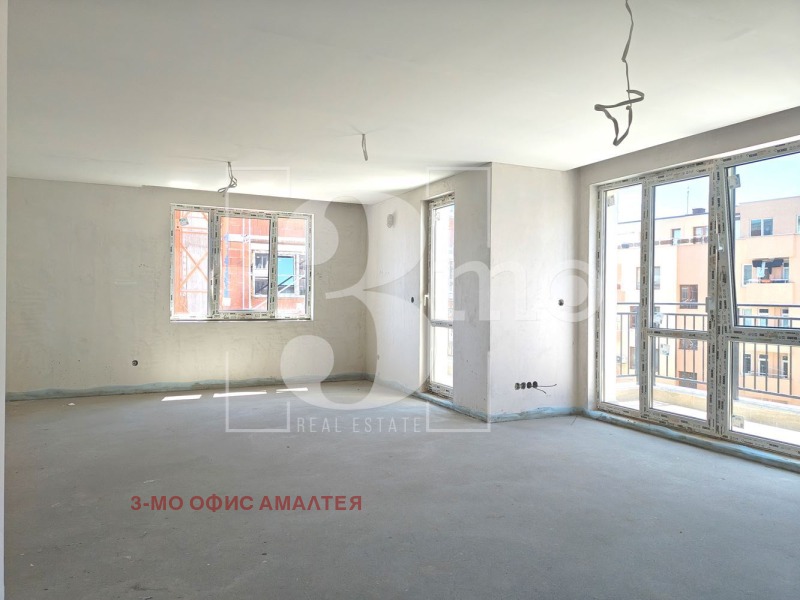 De vânzare  2 dormitoare Sofia , Liulin - țentâr , 170 mp | 48917921