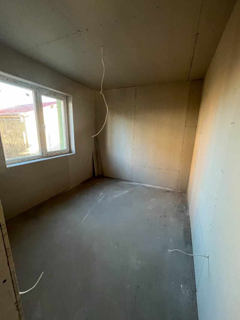 Продава КЪЩА, гр. Крън, област Стара Загора, снимка 12 - Къщи - 52409884