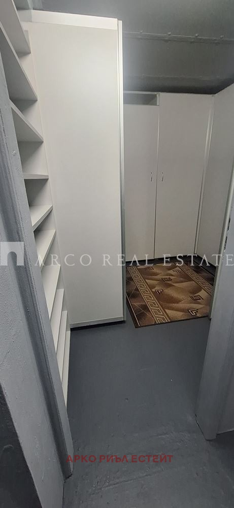 Продава ГАРАЖ, ПАРКОМЯСТО, гр. София, Хладилника, снимка 8 - Гаражи и паркоместа - 54753588