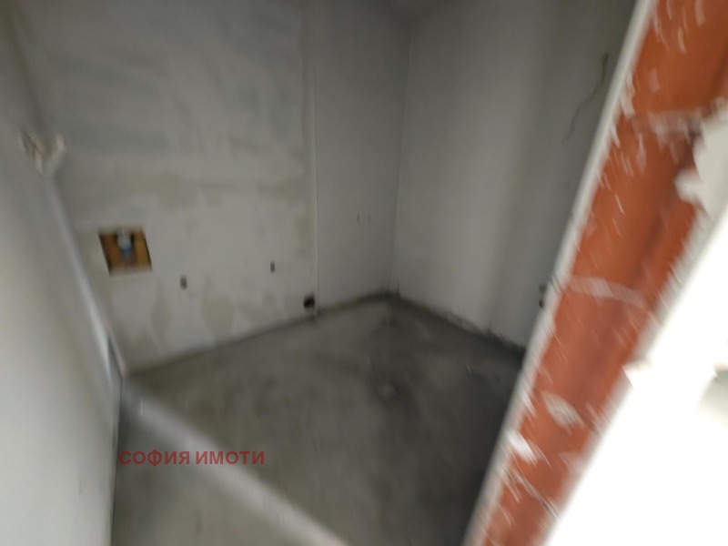 Till salu  2 sovrum Sofia , m-t Kambanite , 121 kvm | 17620861 - bild [12]
