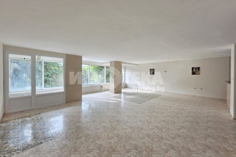 Продава МНОГОСТАЕН, град София, Изток • 445000 € / 870344.35 лв. • 56328903 1