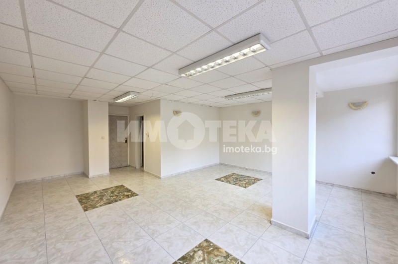 Продава МНОГОСТАЕН, гр. София, Изток, снимка 5 - Апартаменти - 52196170