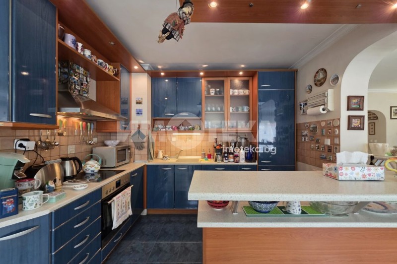 Продава МНОГОСТАЕН, гр. София, Белите брези, снимка 3 - Апартаменти - 52364266