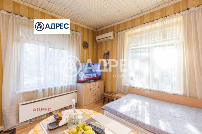 Продава КЪЩА, гр. Варна, Зимно кино Тракия, снимка 14 - Къщи - 50128314