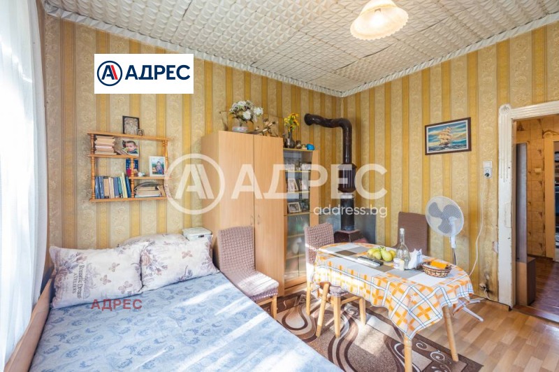 Продава КЪЩА, гр. Варна, Зимно кино Тракия, снимка 15 - Къщи - 50128314