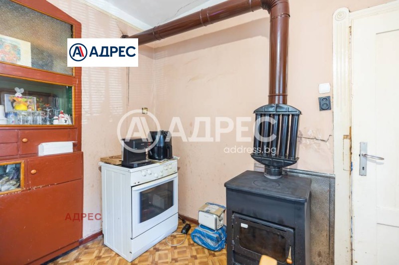 Продава КЪЩА, гр. Варна, Зимно кино Тракия, снимка 7 - Къщи - 50128314