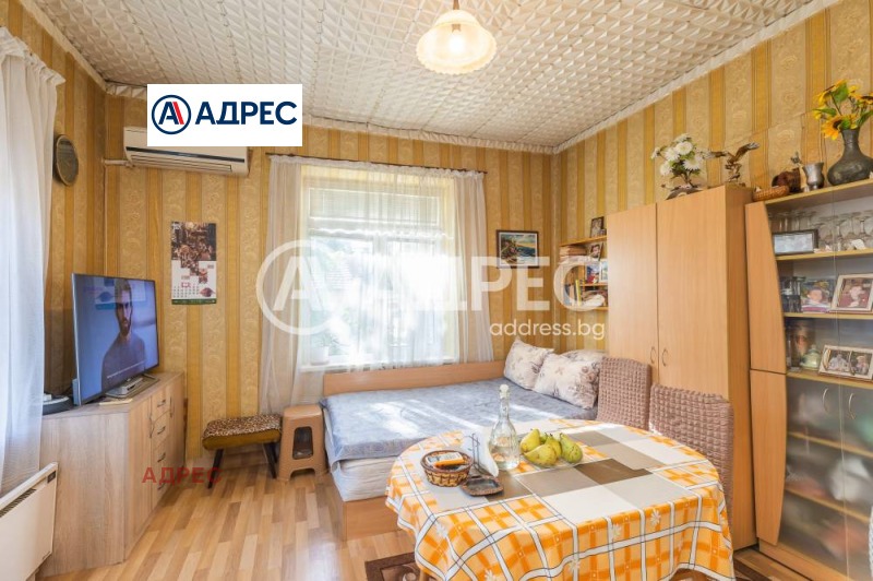 Продава КЪЩА, гр. Варна, Зимно кино Тракия, снимка 13 - Къщи - 50128314