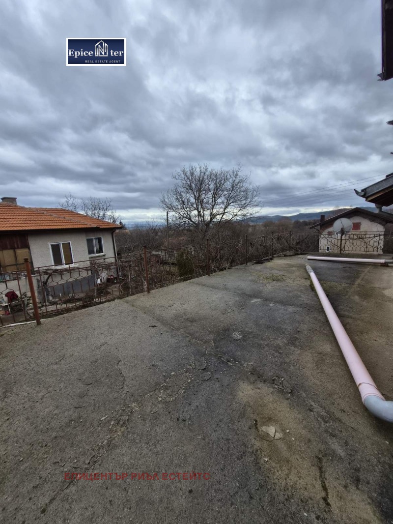 Продава КЪЩА, с. Бегуновци, област Перник, снимка 4 - Къщи - 53366329