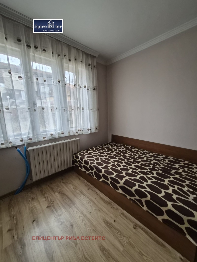 Продава КЪЩА, с. Бегуновци, област Перник, снимка 3 - Къщи - 53366329