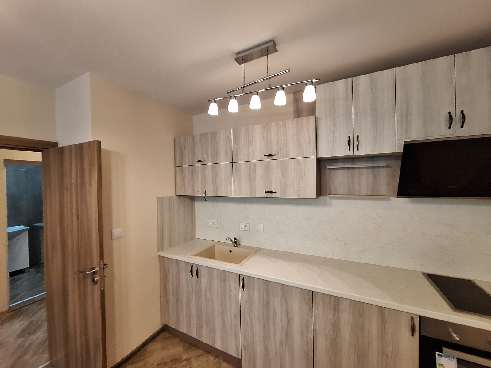 Продава 2-СТАЕН, гр. Велико Търново, Център, снимка 2 - Апартаменти - 52602936