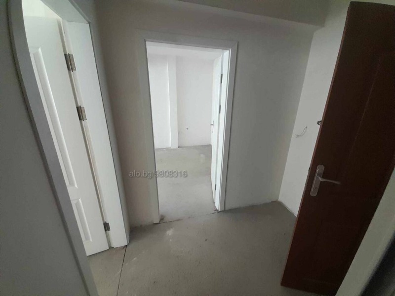 Продава 2-СТАЕН, гр. Кърджали, Възрожденци, снимка 2 - Апартаменти - 52326810