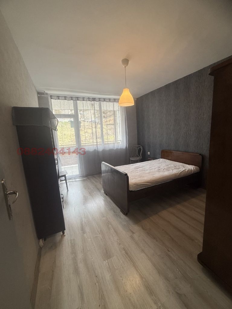 Продава МНОГОСТАЕН, гр. Трън, област Перник, снимка 17 - Апартаменти - 52784690