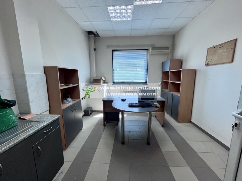 Продава  Офис град Хасково , Център , 17 кв.м | 30258734 - изображение [3]