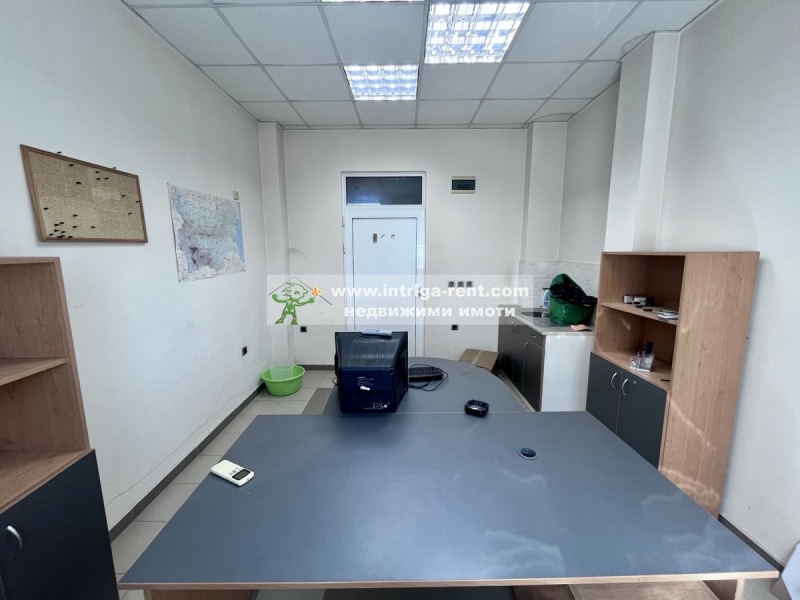Продава  Офис град Хасково , Център , 17 кв.м | 30258734 - изображение [4]