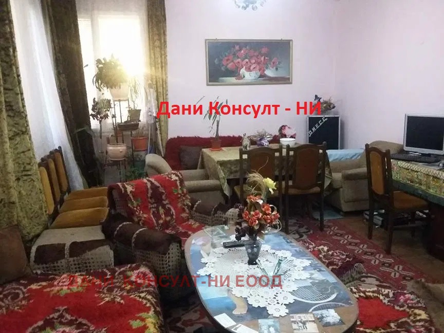 Продава КЪЩА, гр. Горна Оряховица, област Велико Търново, снимка 2 - Къщи - 39173280
