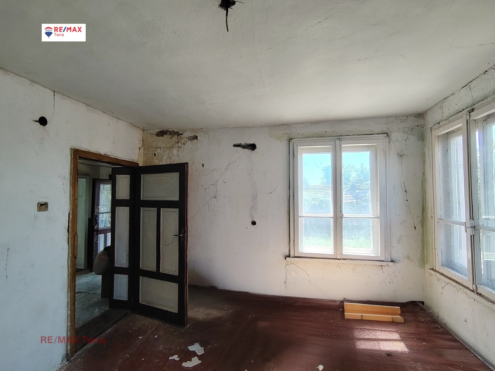Продава КЪЩА, с. Остров, област Враца, снимка 13 - Къщи - 55681385