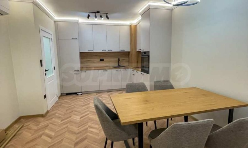 Продава 2-СТАЕН в град Пловдив, Южен - 73 кв.м / 140 000 € » 273 816.20 лв., СУПРИММО ПЛОВДИВ