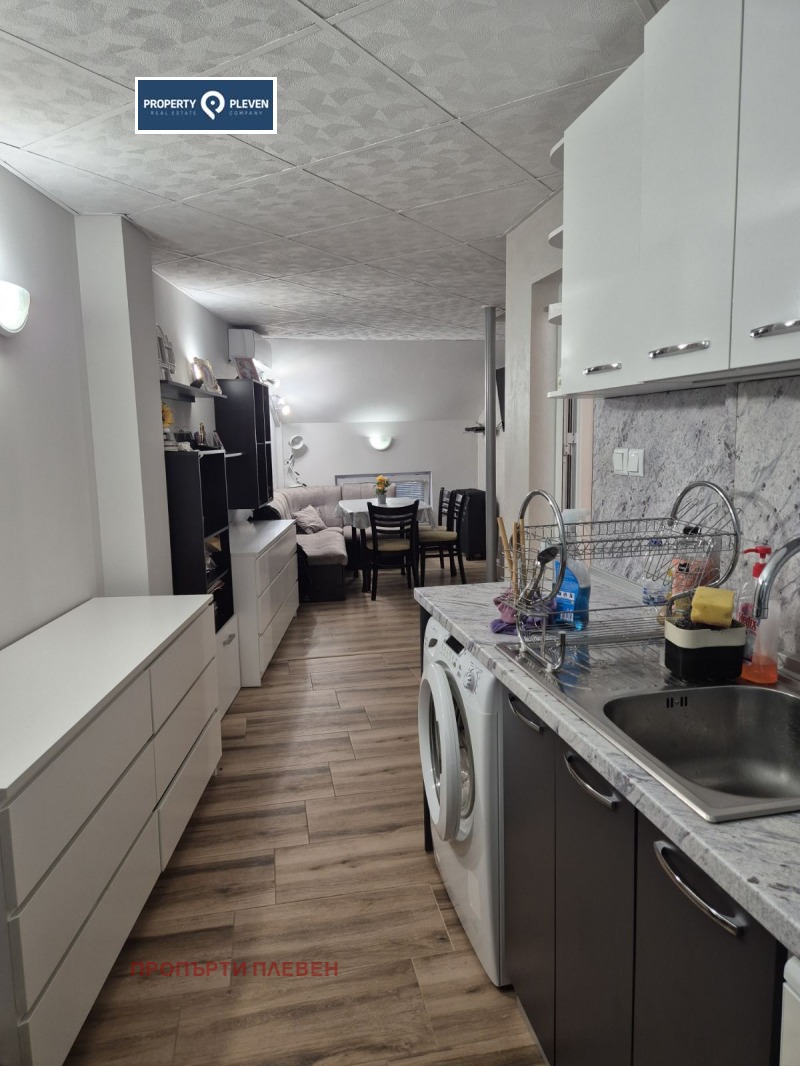 Продава 3-СТАЕН, гр. Плевен, Идеален център, снимка 2 - Апартаменти - 52812363