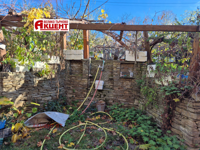 Продава КЪЩА, с. Харачерите, област Габрово, снимка 2 - Къщи - 52411981