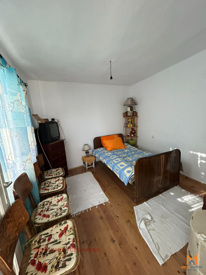 Продава КЪЩА, с. Градище, област Габрово, снимка 9 - Къщи - 54081395