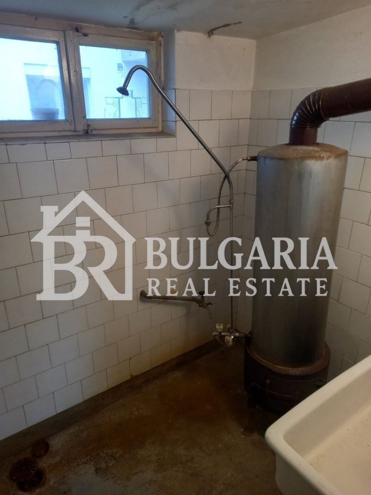 Продава КЪЩА, гр. Априлци, област Ловеч, снимка 13 - Къщи - 54450528