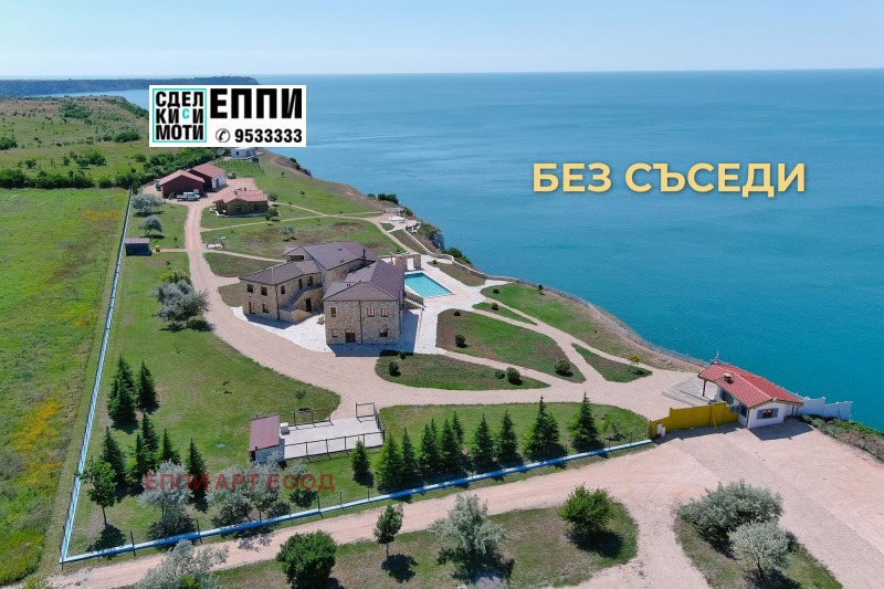 Продава ХОТЕЛ в област Добрич, гр. Каварна - 2600 кв.м / 2 700 000 € » 5 280 741.00 лв., ЕППИ АРТ ЕООД