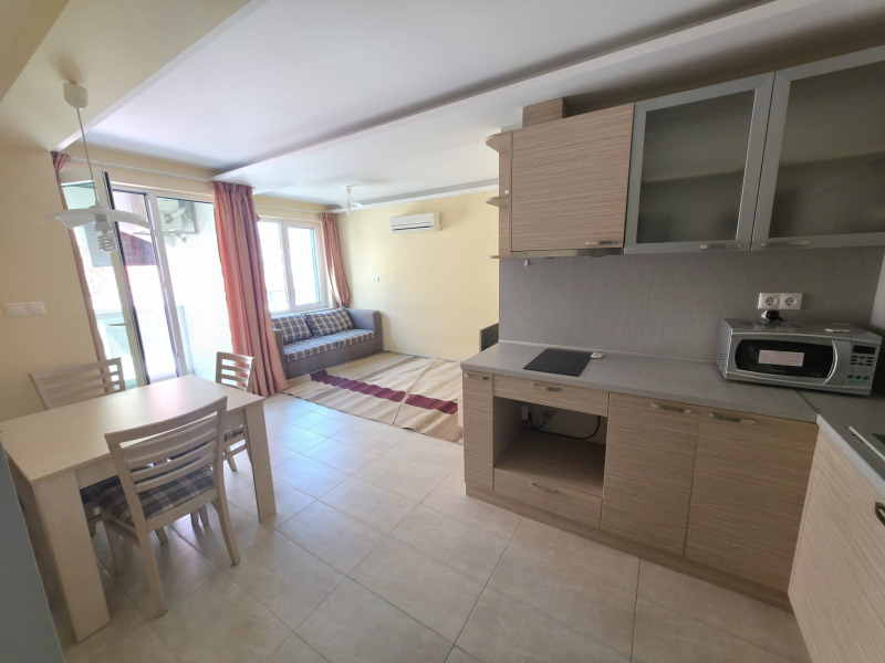 Продава  2-стаен, област Бургас, с. Равда • 83 900 EUR • ID 61150825 — holmes.bg - [1] 