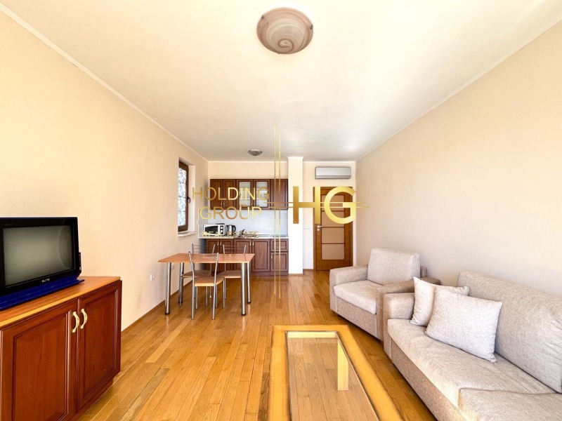 Продава  2-стаен град Варна , к.к. Св.Св. Константин и Елена , 75 кв.м | 77673763 - изображение [5]