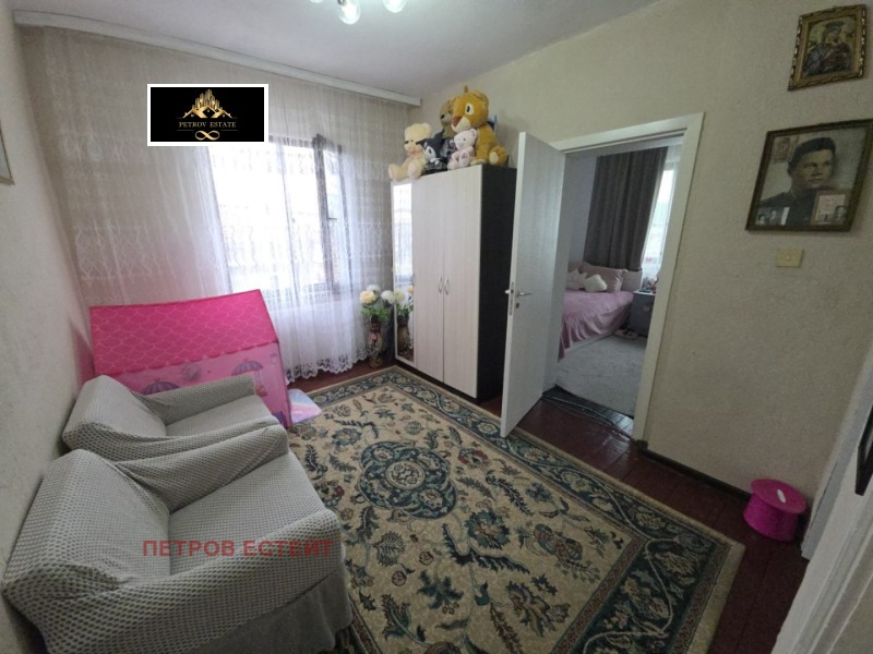 Продава ЕТАЖ ОТ КЪЩА, гр. Велинград, област Пазарджик, снимка 6 - Етаж от къща - 52308790