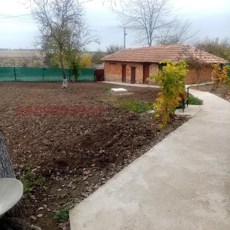 Продава КЪЩА, с. Снягово, област Добрич, снимка 2 - Къщи - 52800700