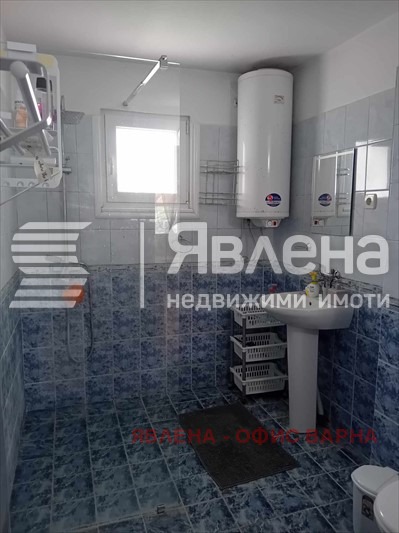 Продава КЪЩА, с. Аврен, област Варна, снимка 9 - Къщи - 48580347