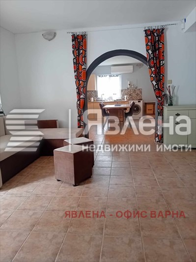 Продава КЪЩА, с. Аврен, област Варна, снимка 12 - Къщи - 48580347