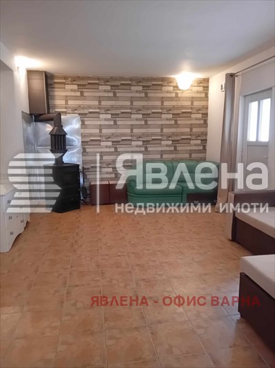 Продава КЪЩА, с. Аврен, област Варна, снимка 10 - Къщи - 48580347