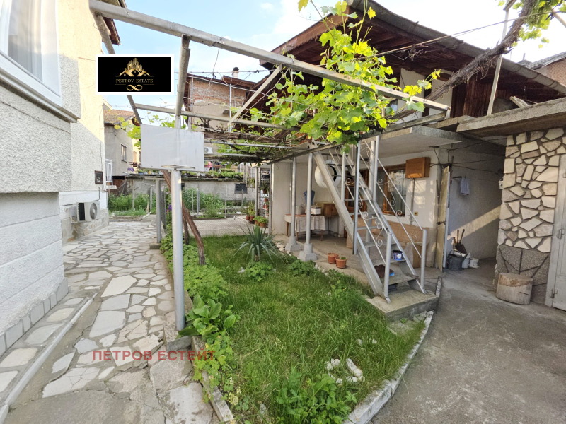À venda  Casa região Pazardzhik , Velingrad , 333 m² | 92434077 - imagem [2]