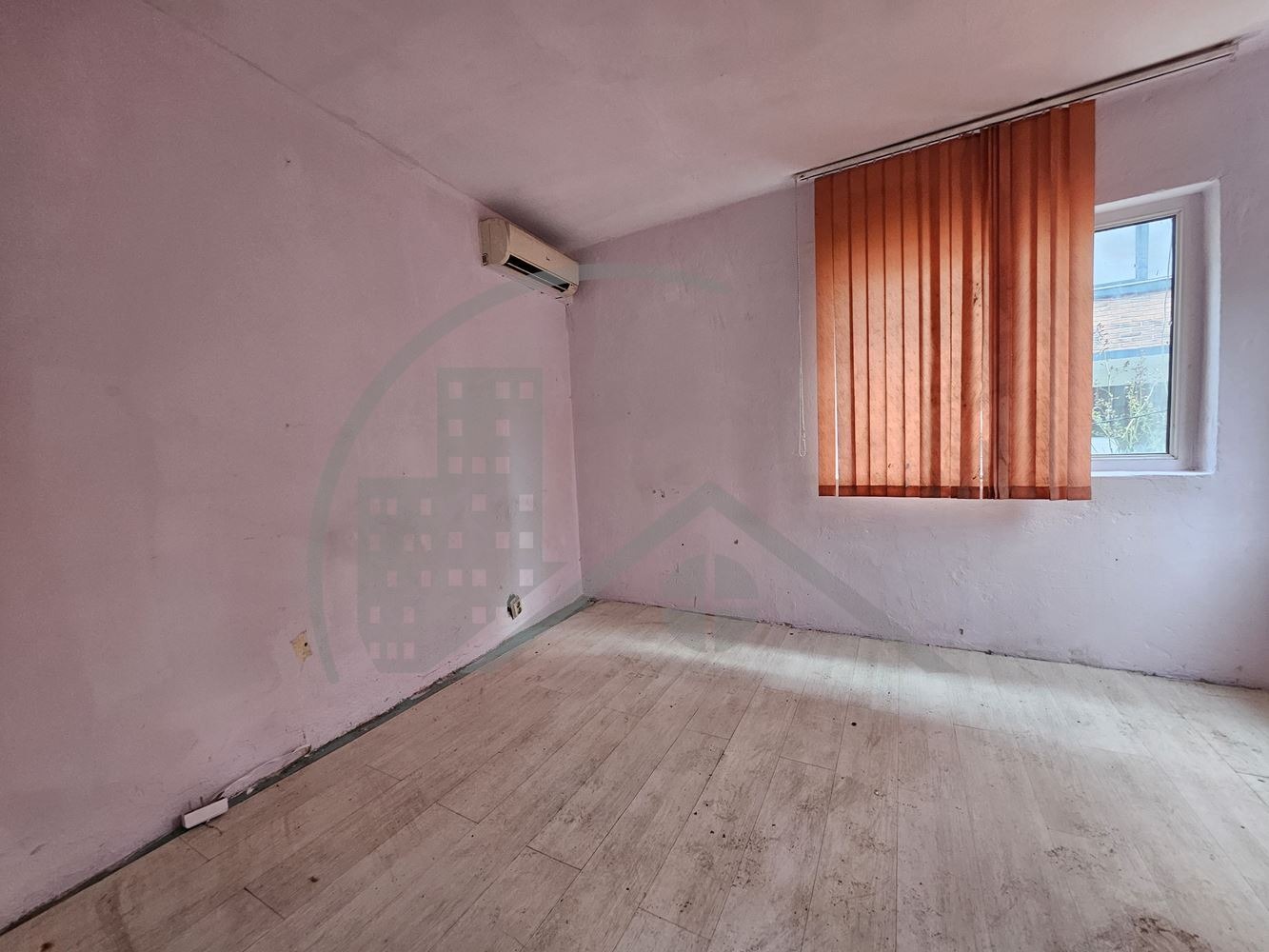 Продава КЪЩА, гр. Варна, Цветен квартал, снимка 2 - Къщи - 53916076