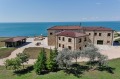 Продава ХОТЕЛ, област Добрич, гр. Каварна • 4900000 € • 74063113 — Holmes.bg