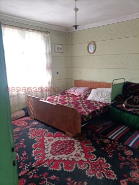 Продава  Къща, с. Михалци