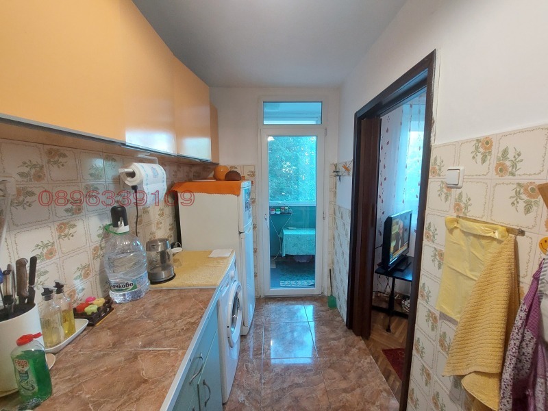 Продава 4-СТАЕН, гр. Велико Търново, Бузлуджа, снимка 6 - Апартаменти - 55314399