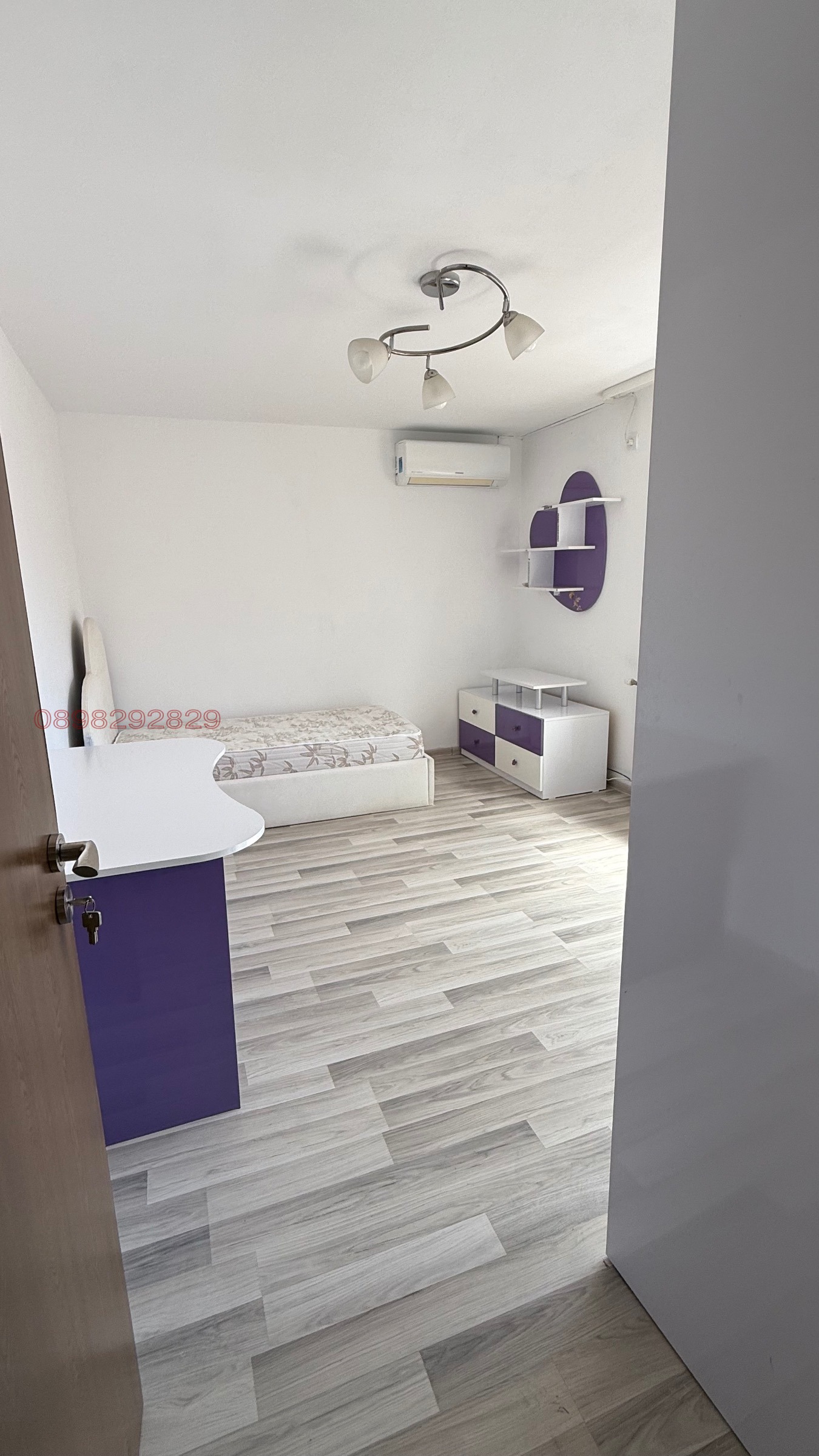 Продава ЕТАЖ ОТ КЪЩА, гр. Русе, Център, снимка 8 - Етаж от къща - 54913924